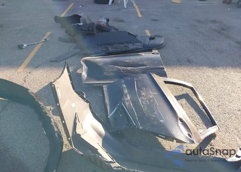 2018 Honda Clarity Plug-In Hybrid из США, поврежденный, VIN JHMZC5F17JC021082